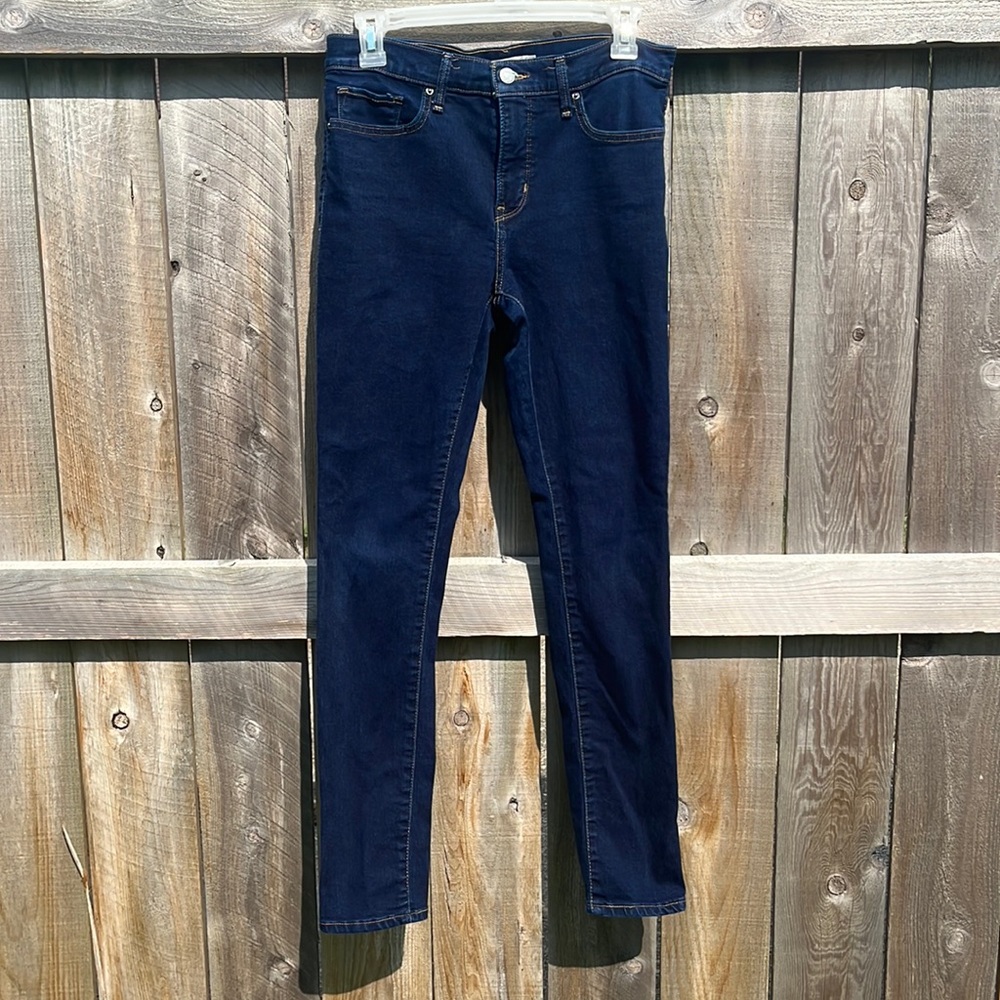 Levi Strauss Dark Blue Jeans | Women’s Size 29 | 311 Shaping Skinny |